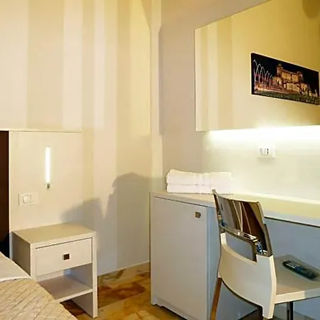 فندق مبيت وإفطار Manila 4*