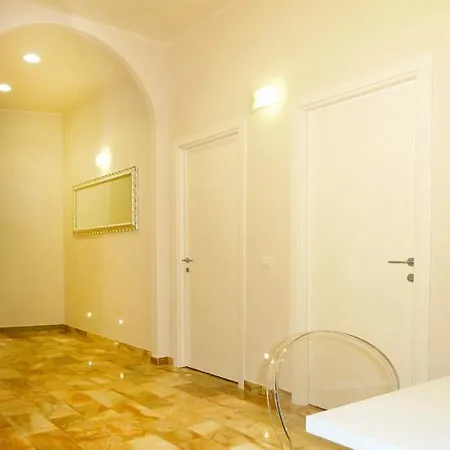 Bed & Breakfast Manila 4*